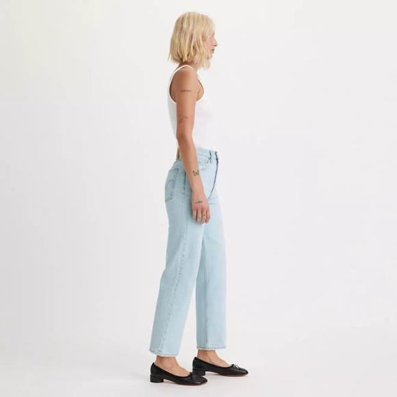 Levi's Women's Ribcage Straight Ankle Jeans - Picture 2 of 16
